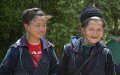 Black h'mong woman and girl, Sapa